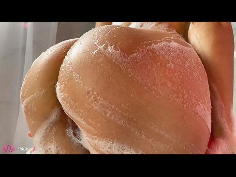 ❤️ Brunette Masturbates Pussy com Vibrador para Orgasmo Intenso no Chuveiro Porno bonito em pt-br.stroybassein.ru ☑