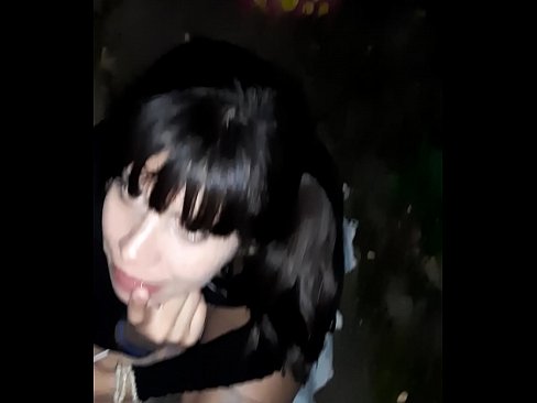 ❤️ Na rua, o pênis inchado em troca de doces Porno bonito em pt-br.stroybassein.ru ☑