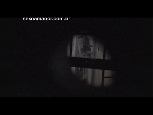❤️ Lourinho é secretamente filmado por um voyeur de bairro escondido atrás de tijolos ocos Porno bonito em pt-br.stroybassein.ru ☑